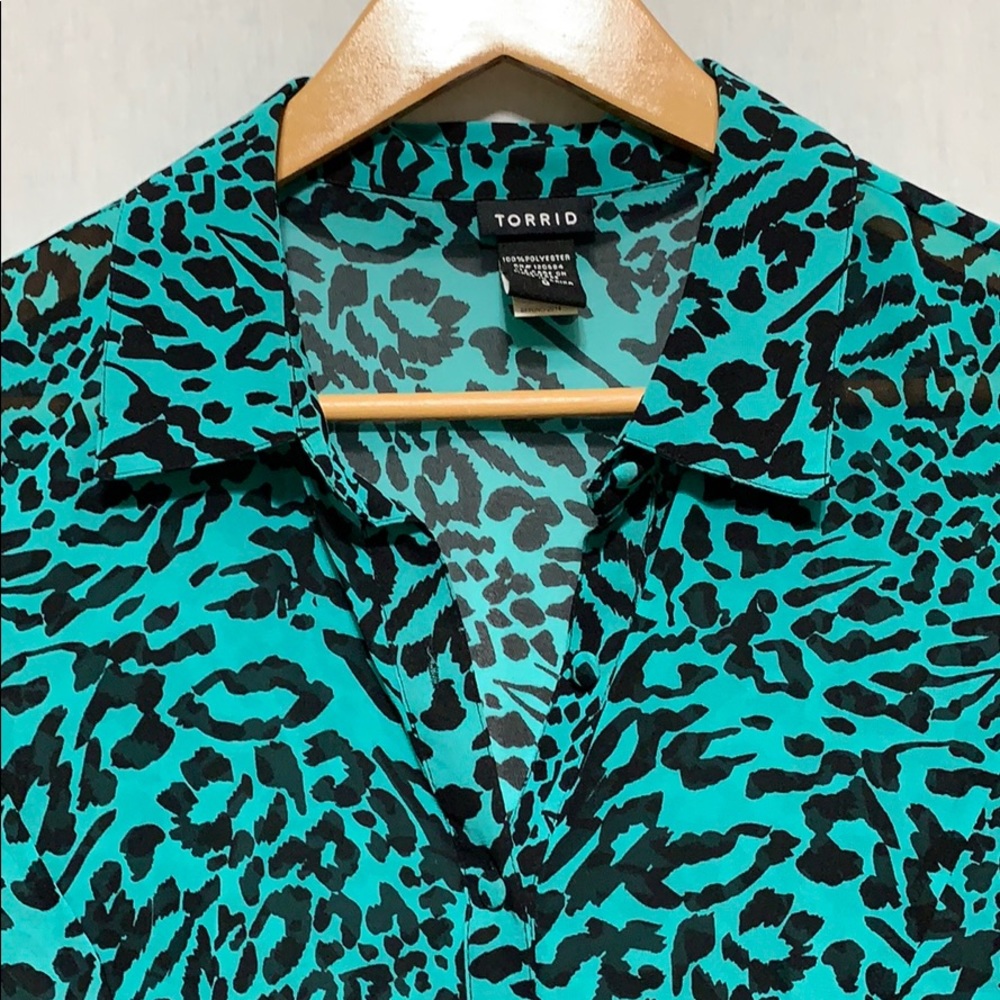 Torrid Sz 0 Turquoise and Black Animal Print Tank - Picture 8 of 8